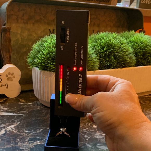 #118 Stunning 1.5 ct 6 prong Moissanite solitaire! - Picture 6 of 8